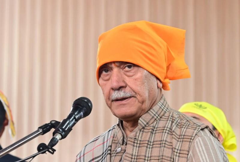 J&K L-G lauds police for dismantling ‘white-collar’ terror network; pays tributes to Nowgam victims