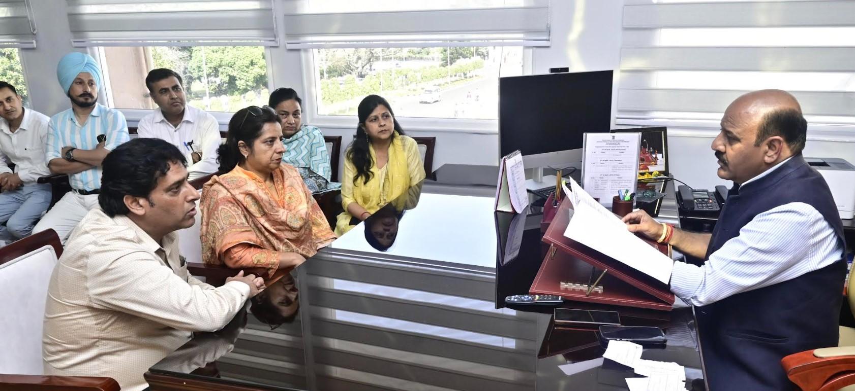 KVK employees meet Dy CM; highlight service issues, seek resolution
