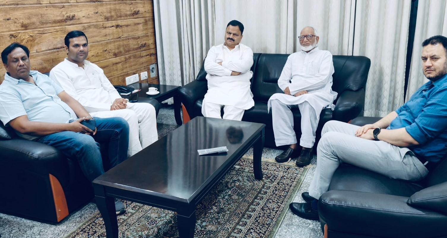 JK Cabinet Minister Javed Rana arrives in Lucknow