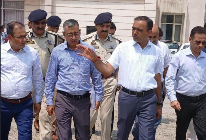 Shri Amarnathji Yatra-2025: Div Com Jammu reviews Yatra arrangements in Samba, Kathua