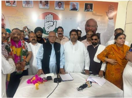 Karra chairs review meeting for  Delhi Chalo, Protest March for statehood