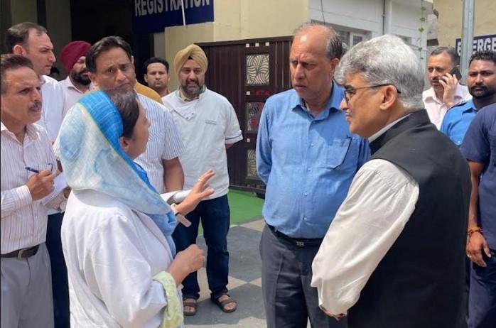 CS inspects Jammu’s premier health institutions