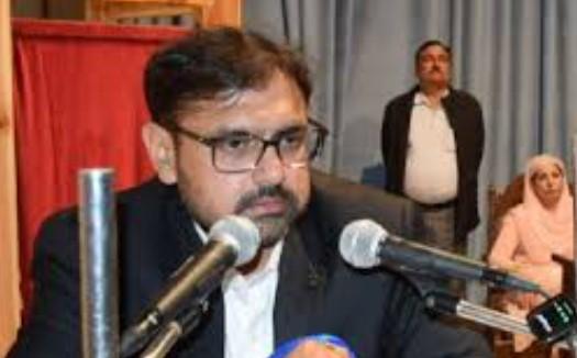 J&K can’t function with two power centres: Satish Sharma