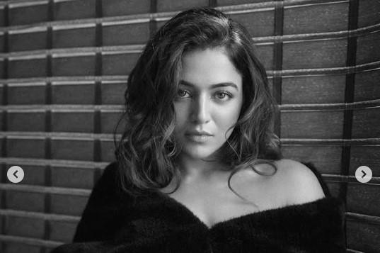 Only If Confusion Could Look This Pretty - Wamiqa Gabbi Shares Candid Late-Night Thoughts!