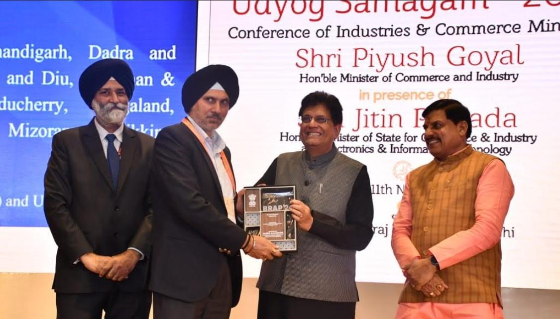 J&K Government honoured with top achiever award in EoDB, BRAP at Udyog Samagam 2025 in New Delhi