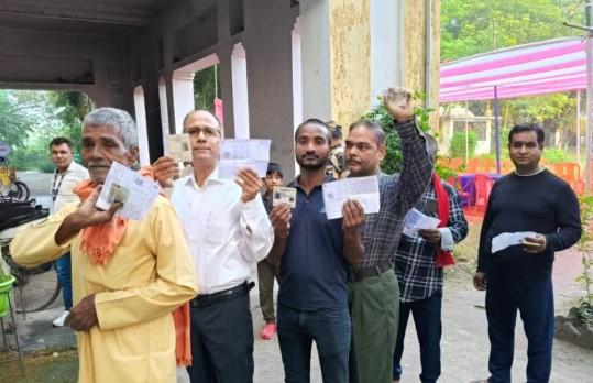 Polling underway for 121 seats in first phase of Bihar Assembly elections