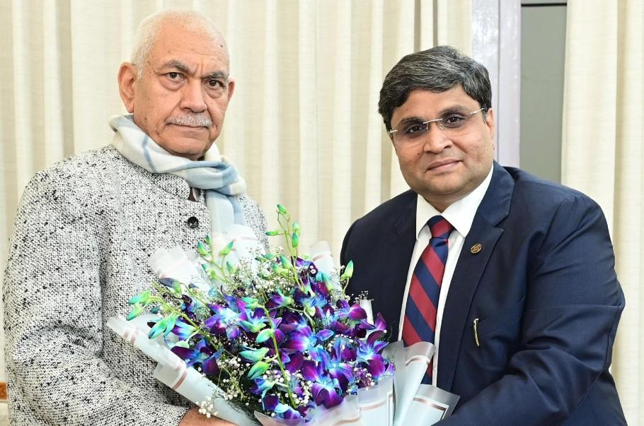 Rahul Sahai Calls on Hon’ble Lieutenant Governor at Raj Bhawan, Jammu