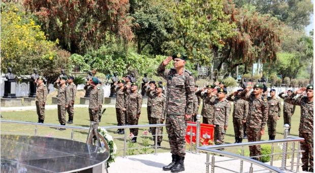 Lt Gen Mishra takes over as new GOC of Jammu based White Knight Corps