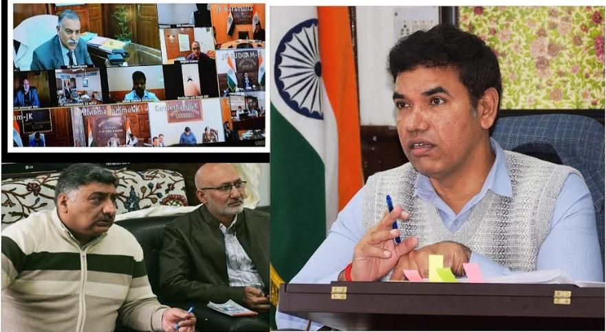 Adequate stock of essential commodities, fuel available in Kashmir Valley: Div Com