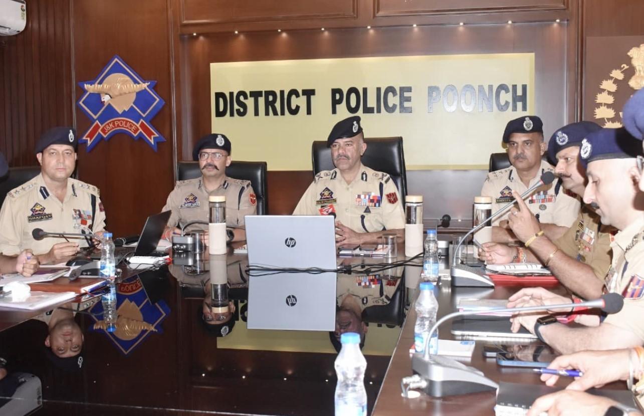 JK DGP reviews ongoing anti-terror operations in Poonch