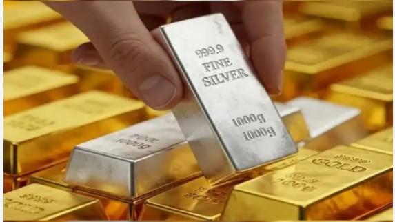 Silver extends record run to Rs 2.86 lakh/kg; gold hits fresh record Rs 1.46 lakh/10g in Delhi