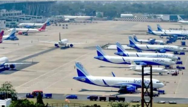 Delhi airport to cancel over 100 daily flights for three months due to runway upgrade