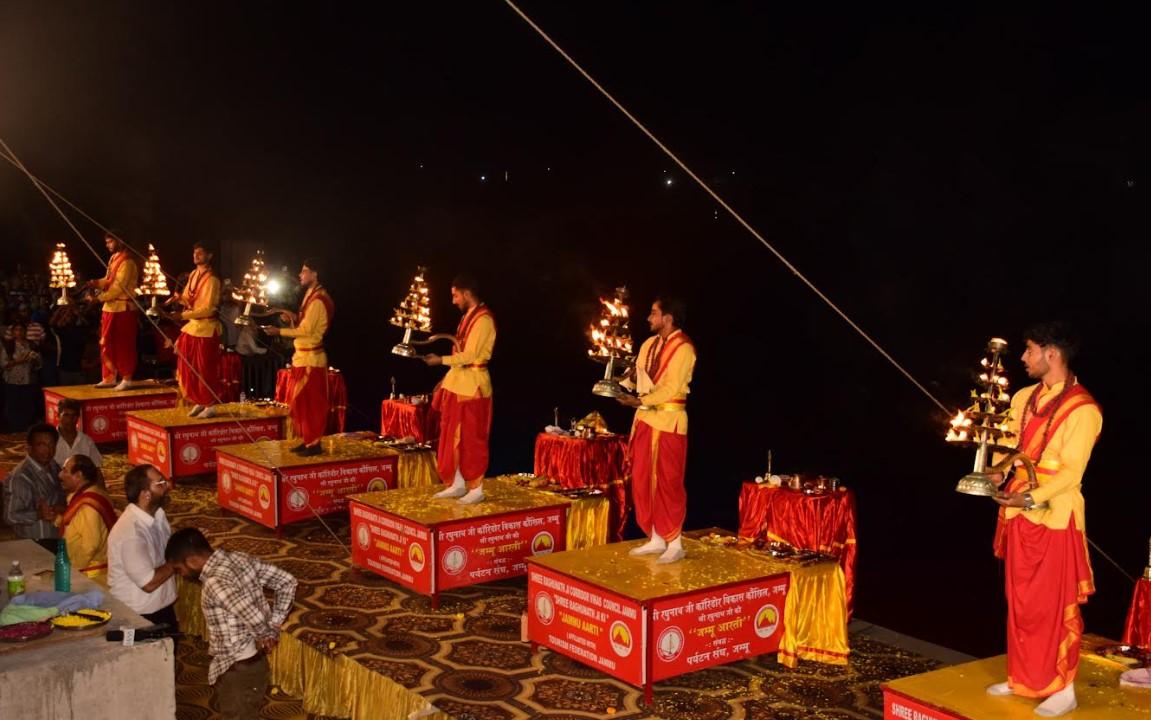 Daily Aarti Commences at Suryaputri Tawi Ghat to Welcome Shri Amarnath Ji Pilgrims