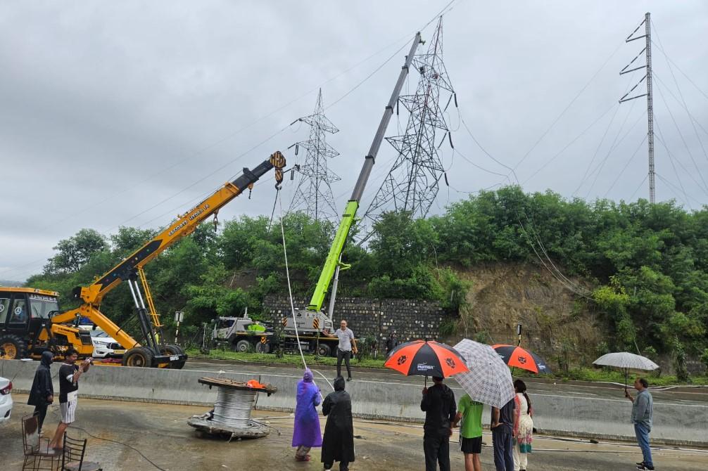 Power Department Working on War Footing to Rectify Tilted Tower; Complete Power Restoration in Jammu Region Expected by Today Evening