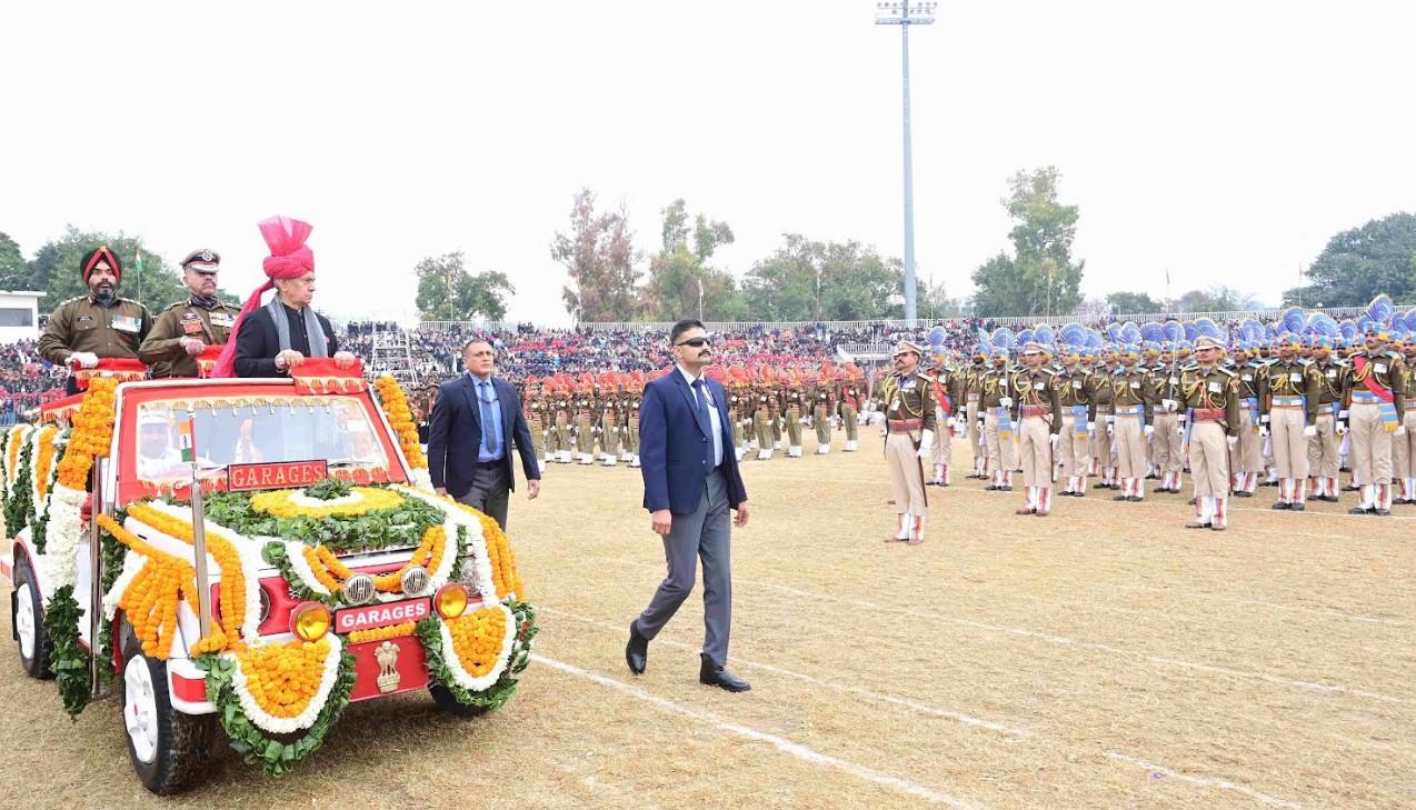 Lieutenant Governor Manoj Sinha unfurls National Flag at Republic Day function