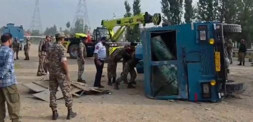 5 CRPF Personnel Injured In Accident on Jammu-Srinagar National Highway