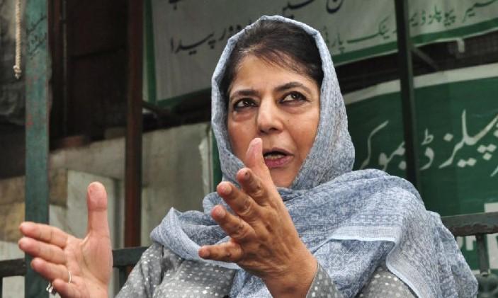 Mehbooba hails train to Kashmir, collective work on project over the years