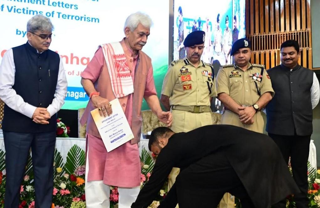 Lieutenant Governor Manoj Sinha hands over appointment letters to 158 NoKs of terror victims in Srinagar