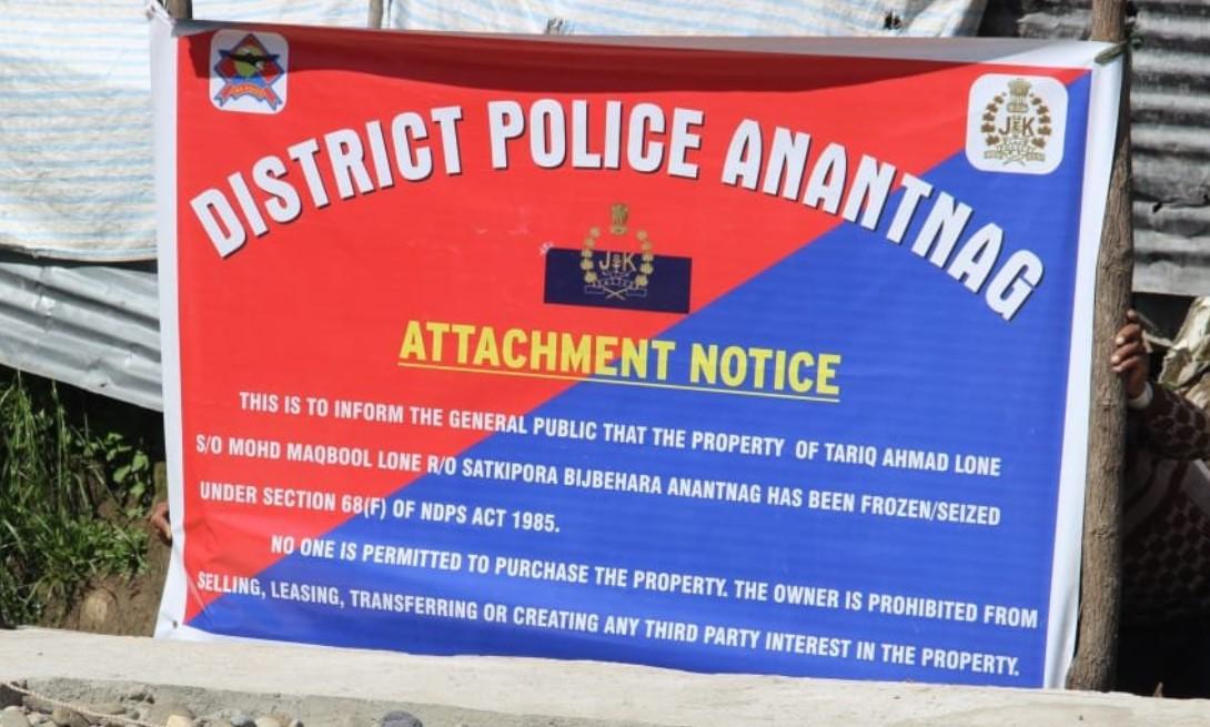 J-K: Anantnag Police attach properties worth Rs 75 lakhs belonging to drug peddlers