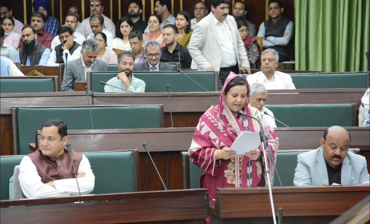 Govt working on strengthening existing 4000 health institutions: Sakeena Itoo