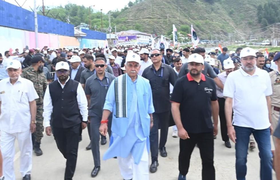 Lieutenant Governor Joins Nasha-Mukt Jammu Kashmir Campaign in Kupwara
