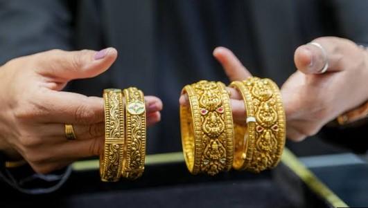 Gold futures rise to ₹1.51 lakh/10 gm on firm spot demand