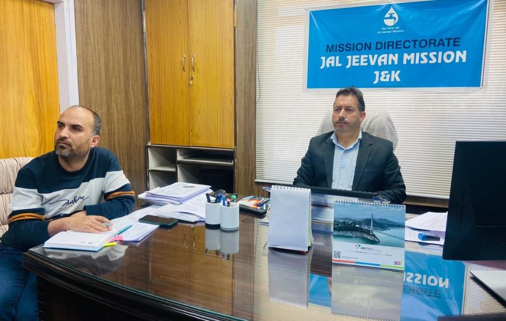 Mission Director JJM, Khurshid Ahmad Shah take comprehensive review of Jal Jeevan Mission In Kulgam Distric
