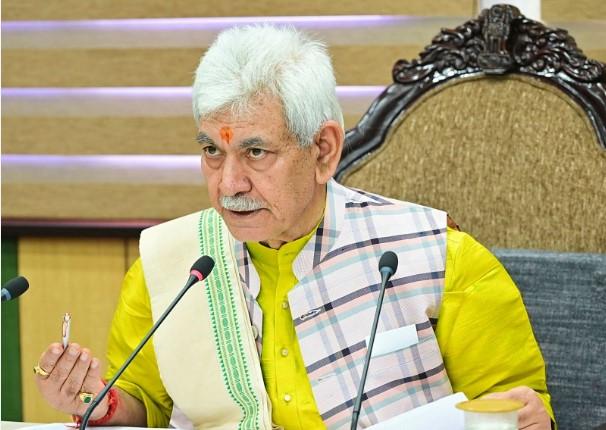 LG Manoj Sinha Deputes 8 IAS, IPS Officers to supervise relief and rescue operation at Chashoti