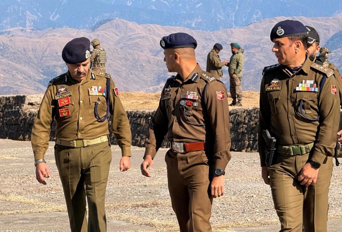 DGP Nalin Prabhat reviews security situation, ongoing operations in Udhampur hills