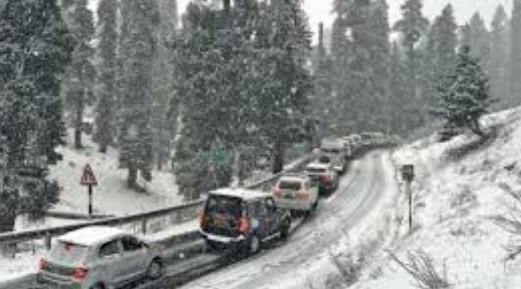 Anti-skid chains made mandatory on J-K’s Tangmarg–Gulmarg road
