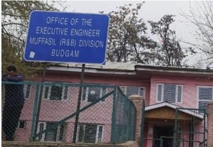 Govt orders fresh probe into unauthorised equipment purchases by R&B dept Budgam