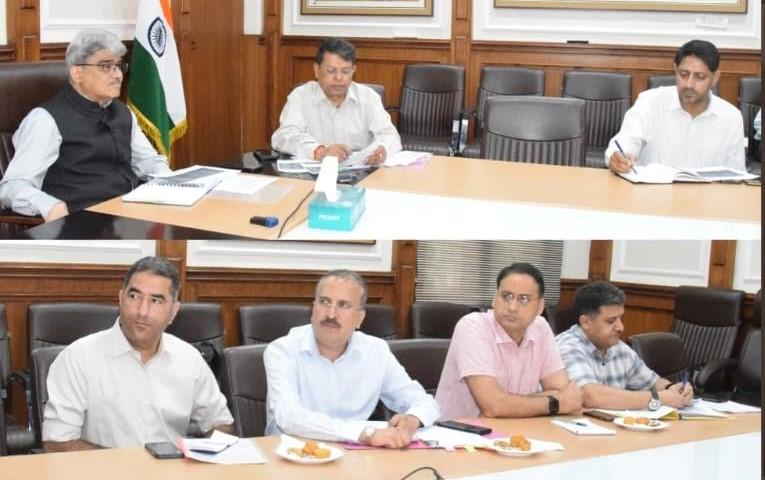 CS reviews arrangements for smooth conduct of NEET exam