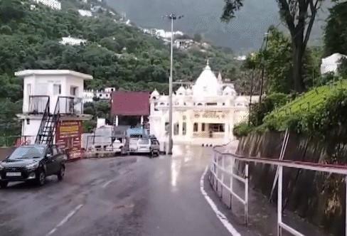 Katra: Vaishno Devi Yatra continues to remain suspended for 8th consecutive day