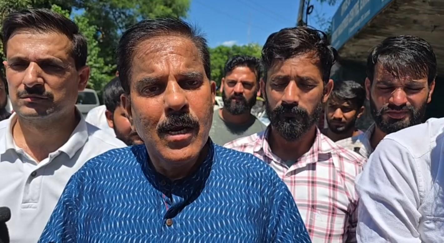 केंद्र सरकार होश मे आओ; परशान पूरी तरह सोया है : #HarshdevSingh