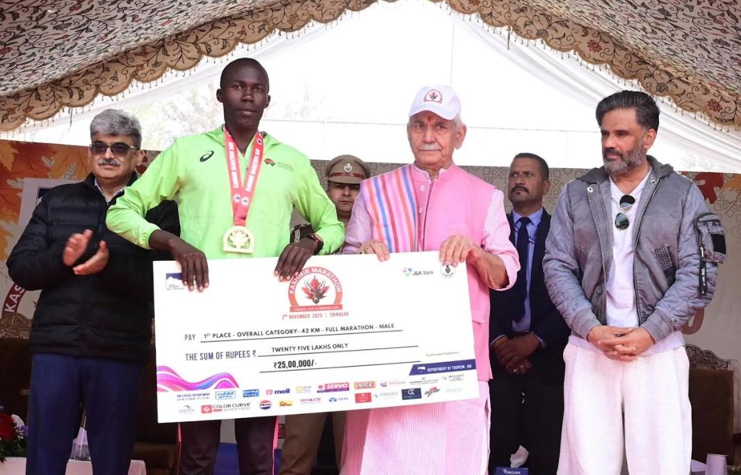 Lieutenant Governor Felicitates the Winners of Kashmir Marathon-2025