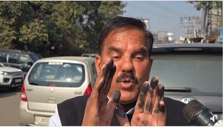 अखिर क्या वज़ह रहीं आज की #harshdevsingh ने हाथों में लगाई काली स्याही