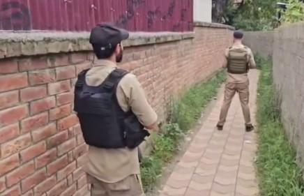 NIA raids 2 locations in J-K's Anantnag in terror case