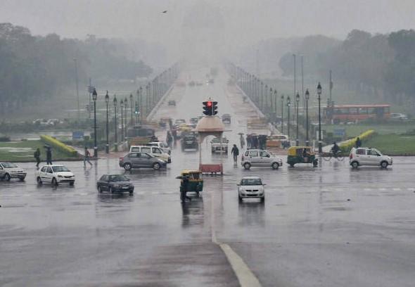 Delhi airport 3 flights diverted over 200 delayed due to inclement weather in Delhi