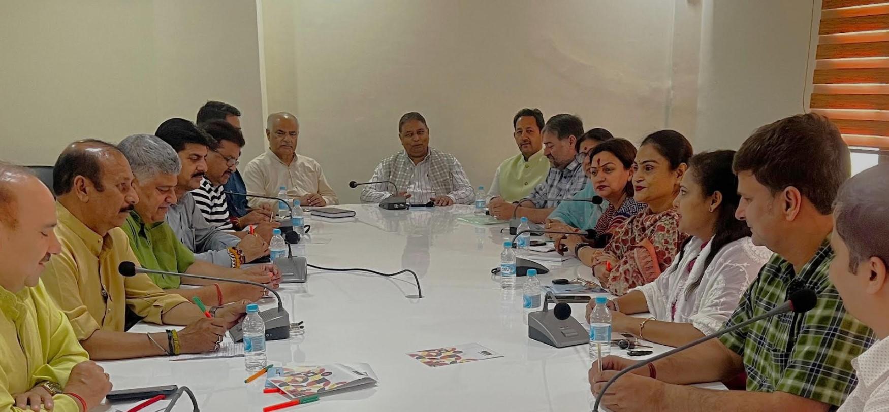 BJP reviews J&K situation, urges cadre to stay proactive