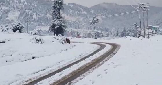 Lack of snowfall hits winter tourism local economy in J-K’s Bhaderwah