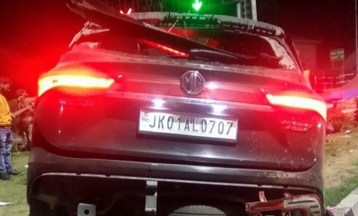 One dead, four injured in accident near Nayvug Tunnel at Qazigund