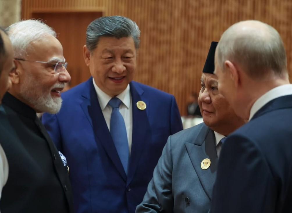 India, China can learn a lot from each other: PM Modi, Xi Jinping hold talks to reset ties