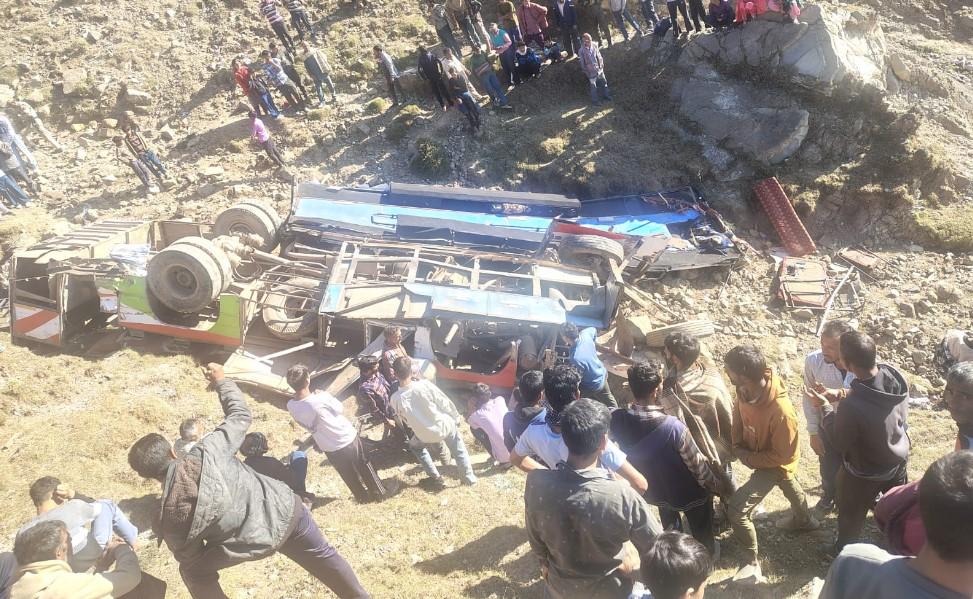 At least two killed after bus falls into gorge in J-K's Udhampur
