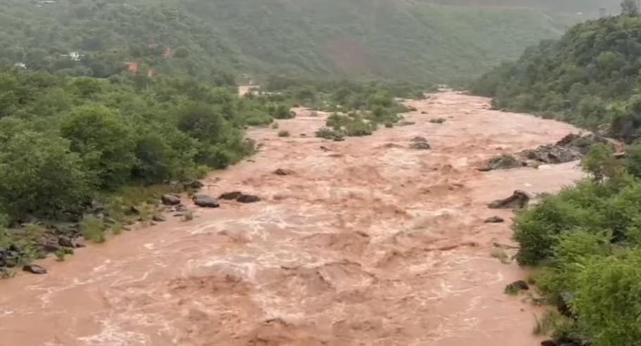Heavy rain alert sounded in J&K's Udhampur; NH-44 likely to face disruption