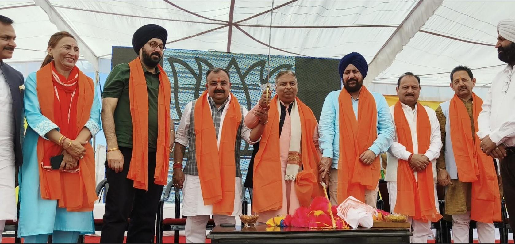 Minority Communities Benefitted Most Under Modi Government: Sat Sharma