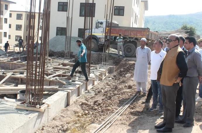 Dy CM inspects construction work on transit accommodation at Machbawan, Martand
