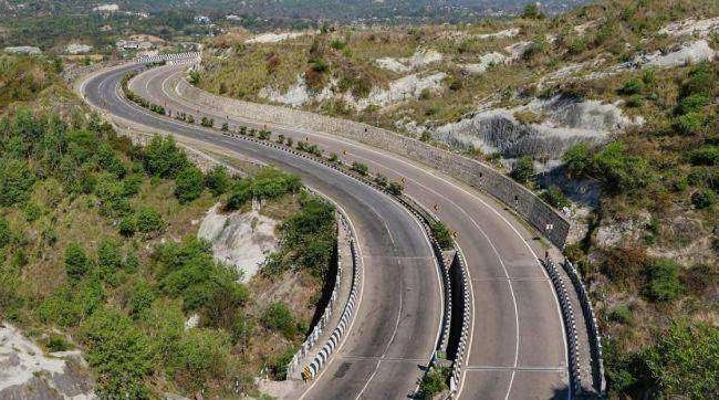 Government reduces toll charges by up to 50% on national highways with bridges, tunnels