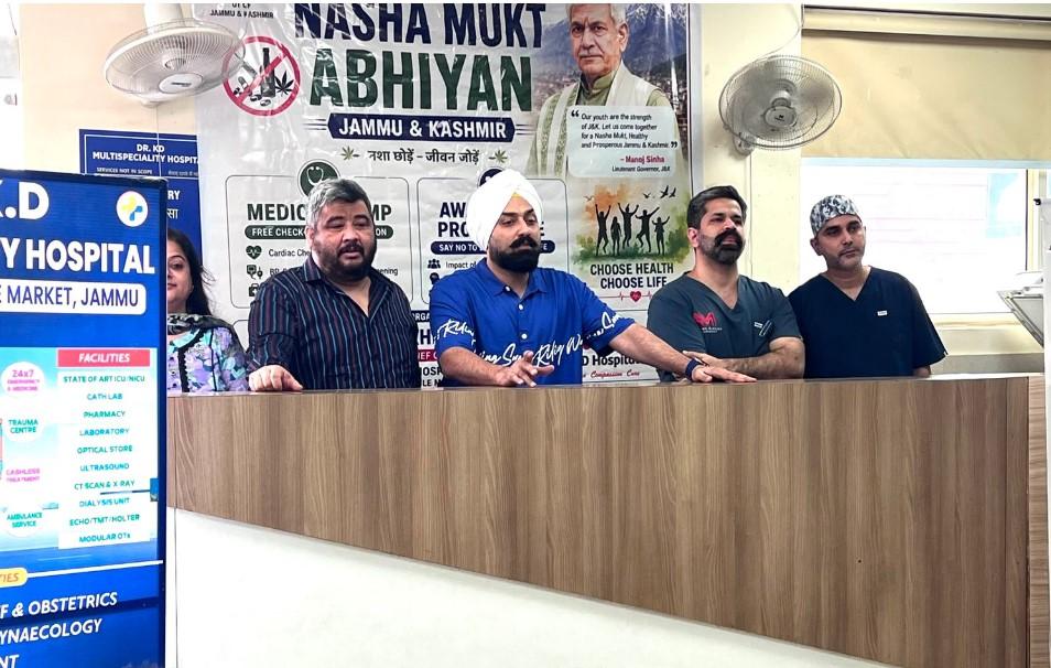 KD Hospital Organises Nasha Mukht Abhiyan; Leading Doctors Counsel Patients on Drug Abuse