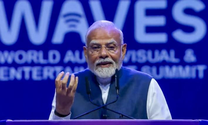 PM Modi inaugurates 'WAVES Summit 2025' in Mumbai, calls for global creative collaboration