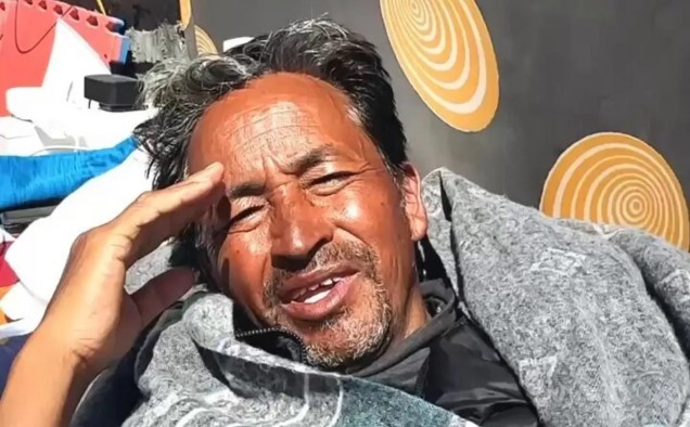  Sonam Wangchuk to hold 28-day fast from Aug 15 on statehood demand for Ladakh, says govt withdrew its promise